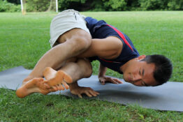 Yoga et réduction de la pauvreté en Chine, en Inde et en Afrique