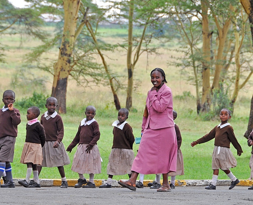 Lutter contre la faim à Kericho : leçons du programme d'alimentation de Nishkam Projects 