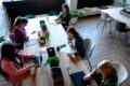 Comment l'écart salarial entre hommes et femmes se réduit en Serbie