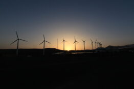 Projets d'énergie éolienne dans les zones rurales d'Oman et stabilisation économique